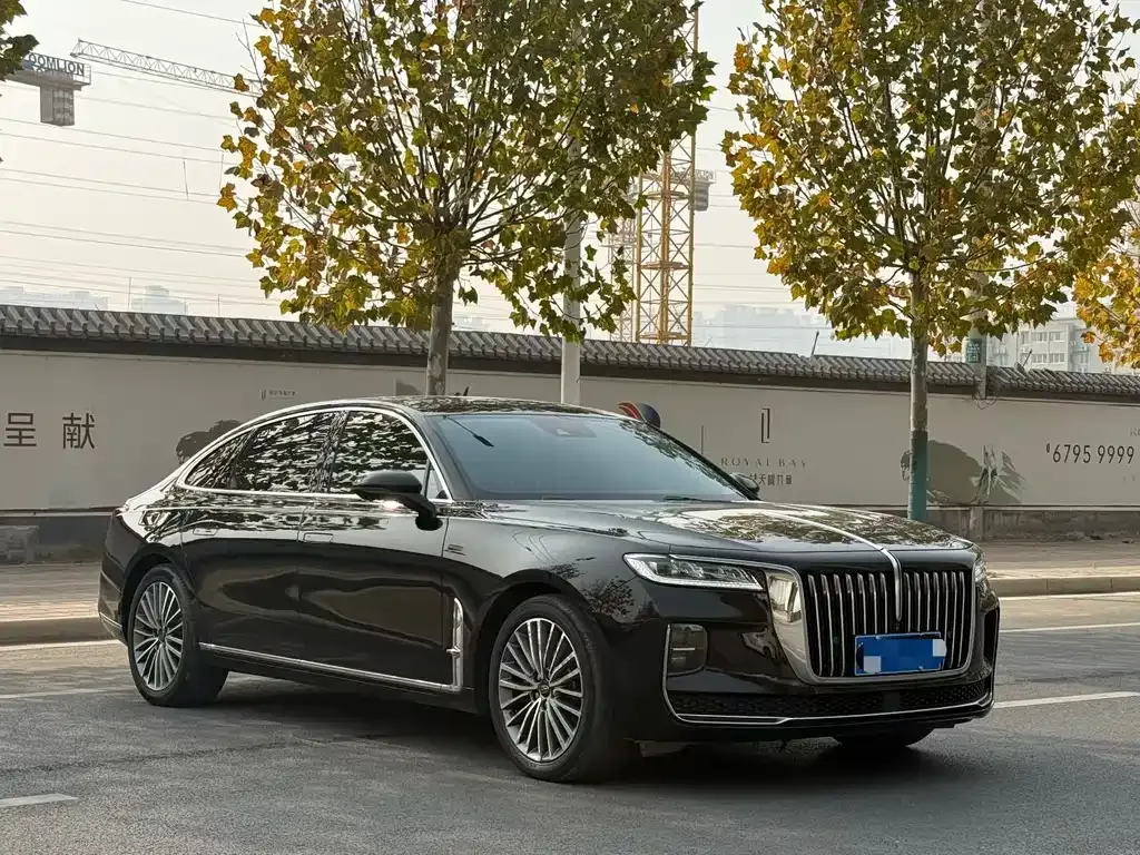 Hongqi H9 — фото 1