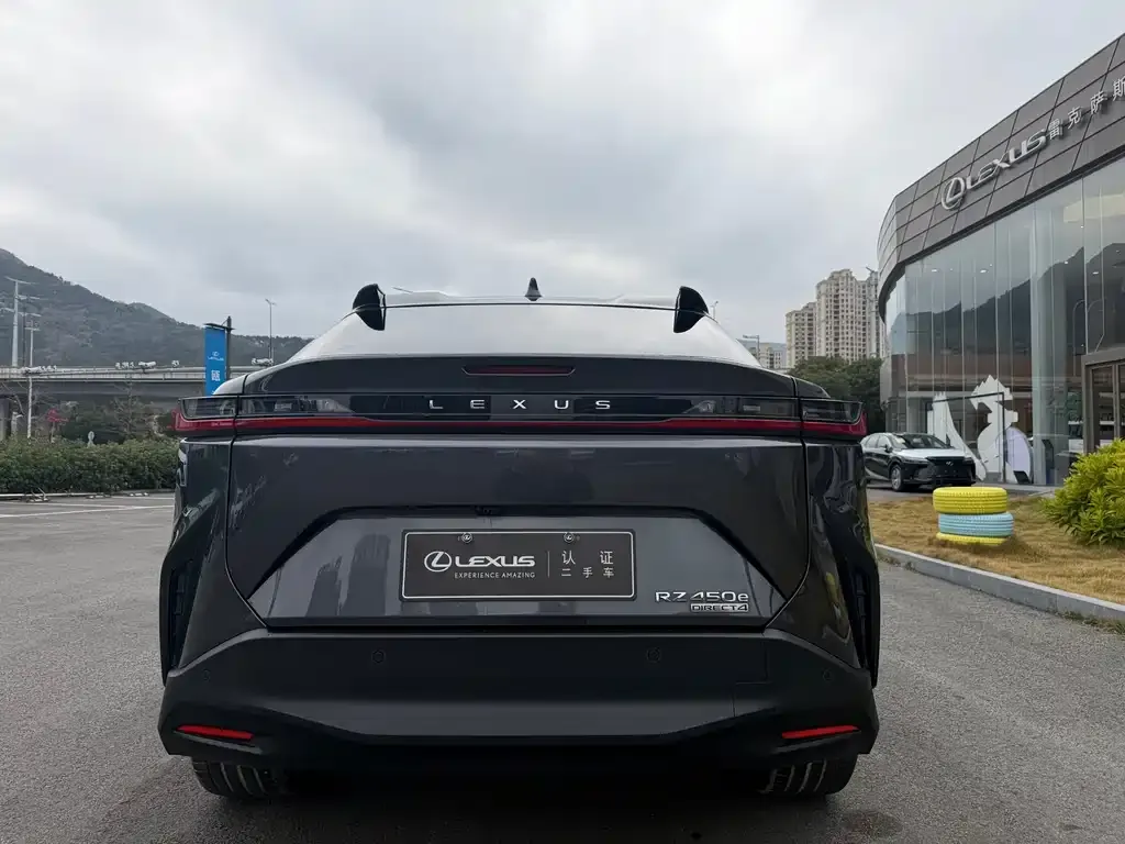 Lexus RZ 2023 из CN, фото 2