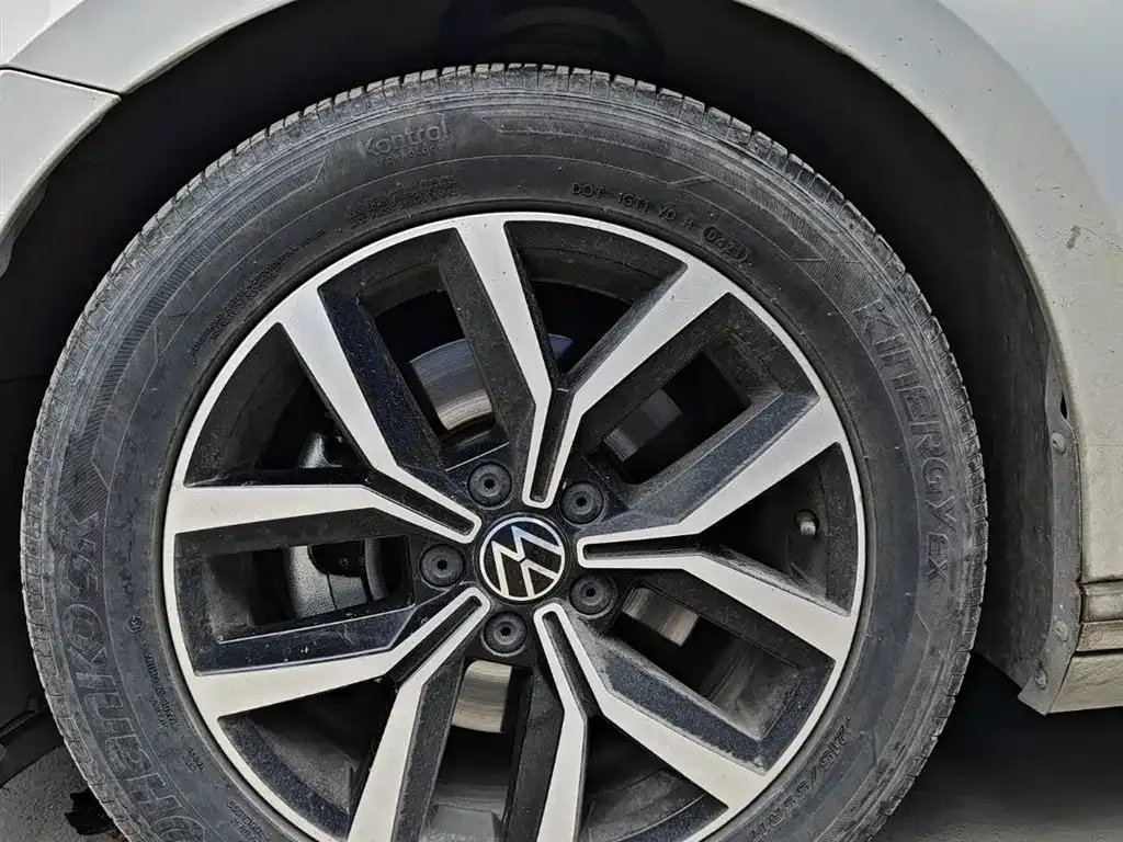 Volkswagen Magotan 2021 из CN, фото 5