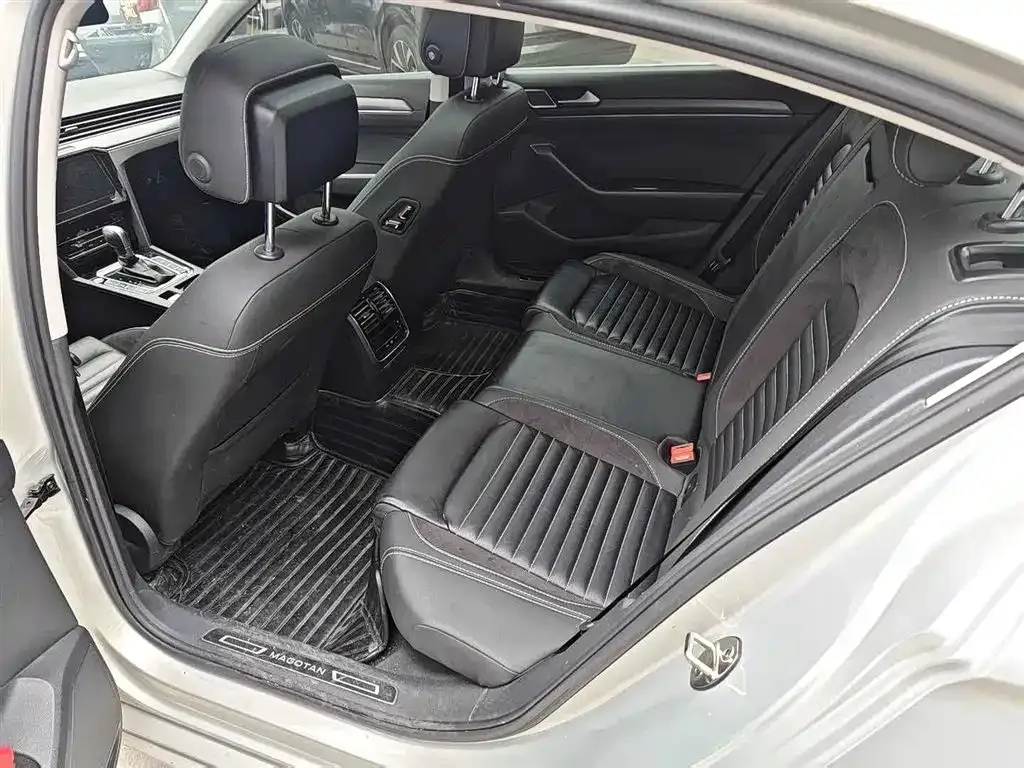 Volkswagen Magotan 2021 из CN, фото 6