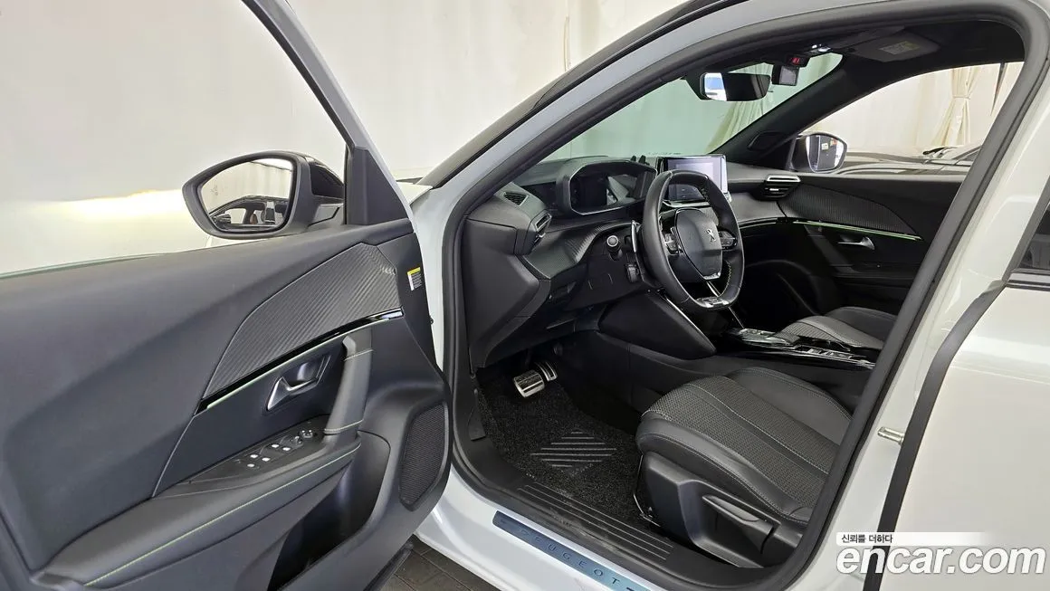 Peugeot 2008 2023 из KR, фото 9