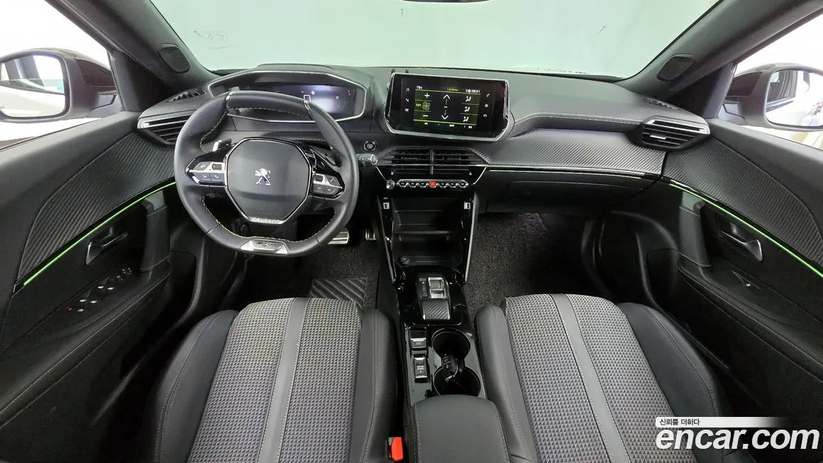 Peugeot 2008 2023 из KR, фото 10