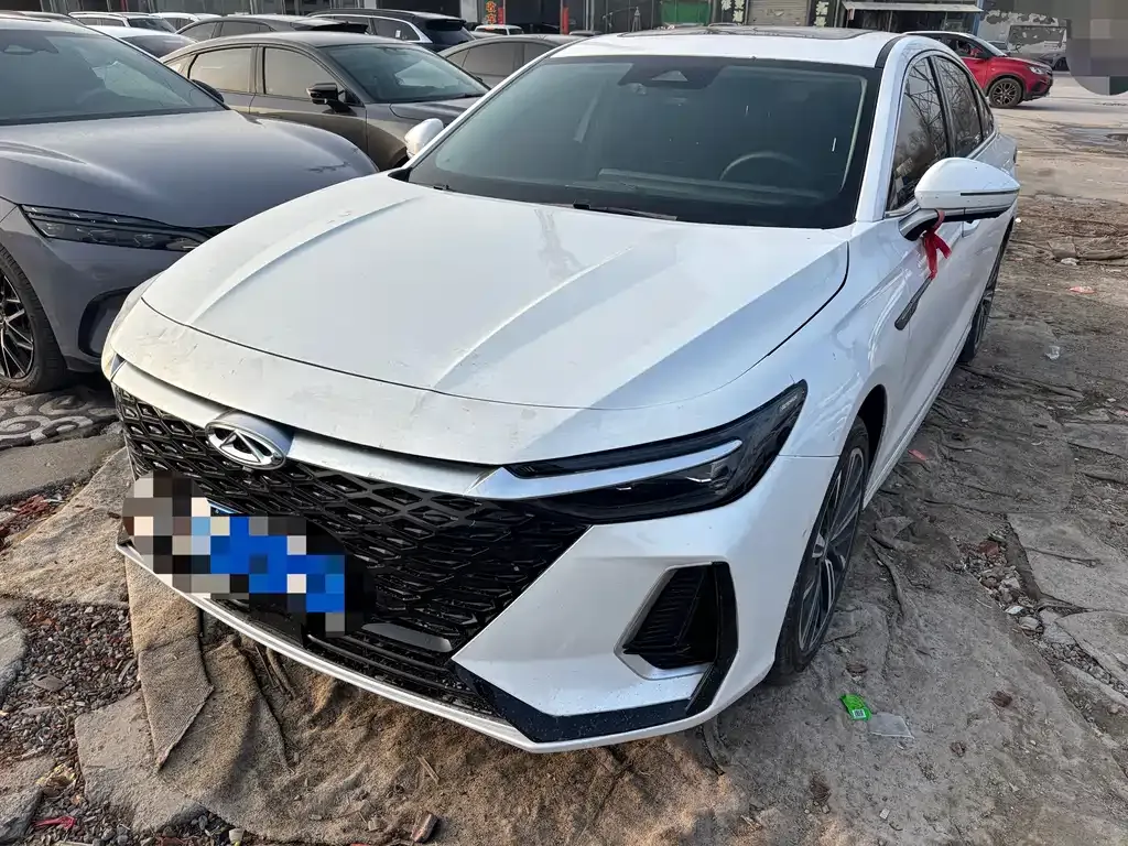 Chery Arrizo 8