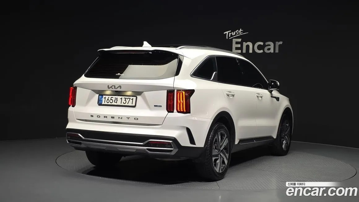 Kia Sorento — фото 3