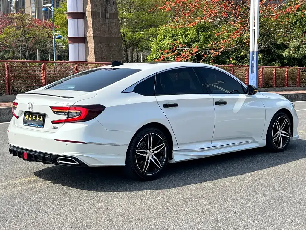 Honda Accord 2022 из CN, фото 10