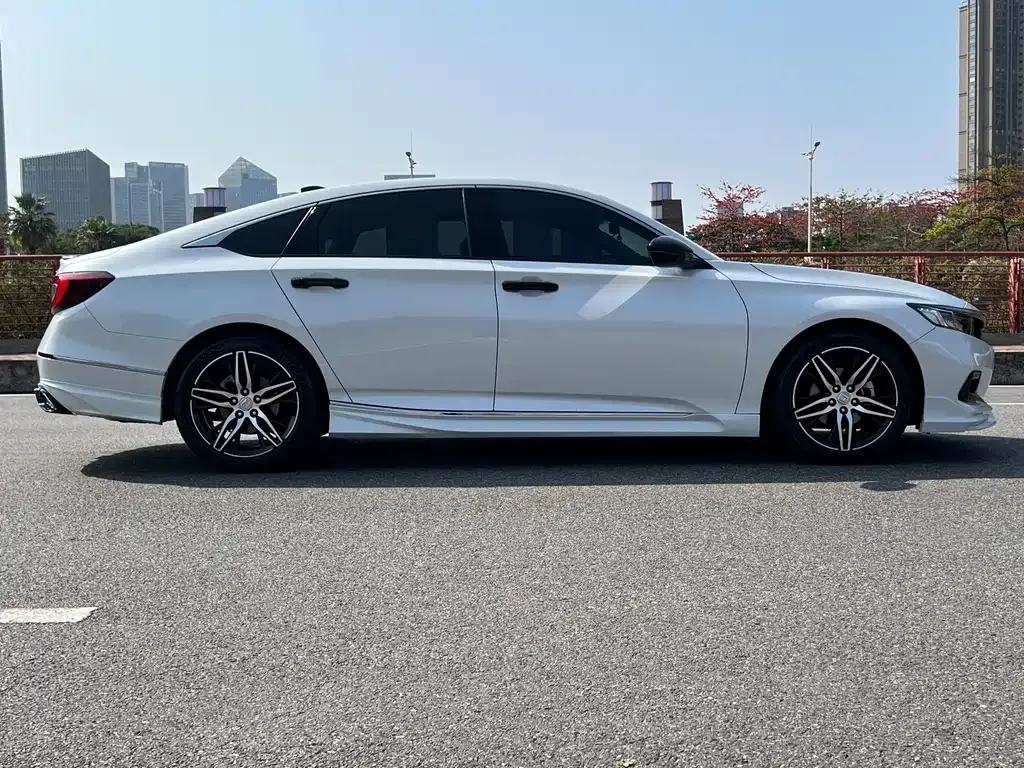 Honda Accord 2022 из CN, фото 9