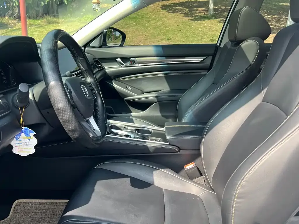 Honda Accord 2022 из CN, фото 2