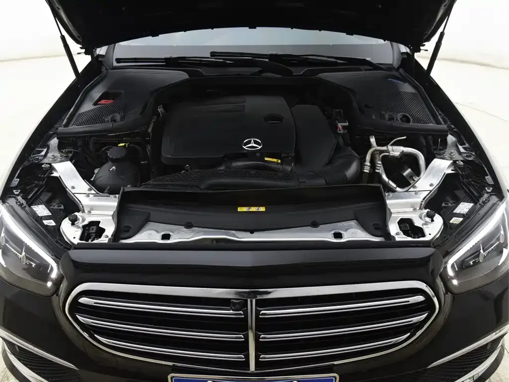 Mercedes-Benz E-Class 2023 из CN, фото 9