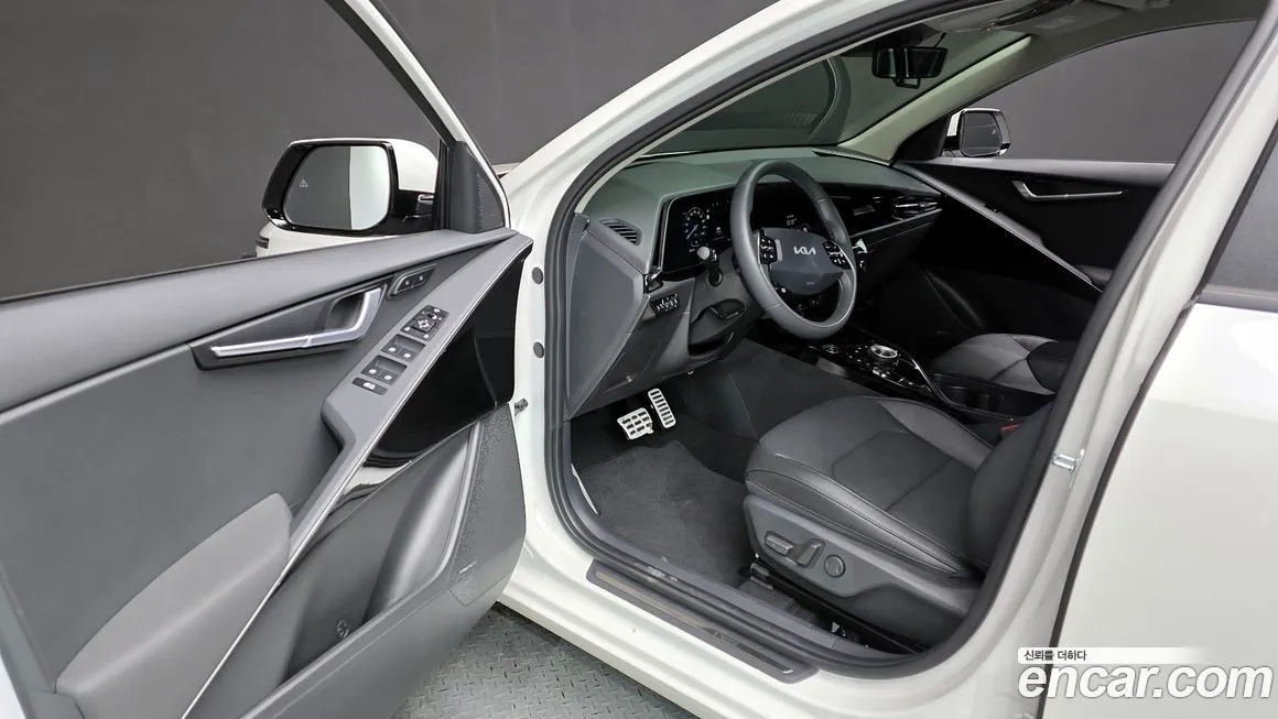Kia Niro 2025 из KR, фото 2