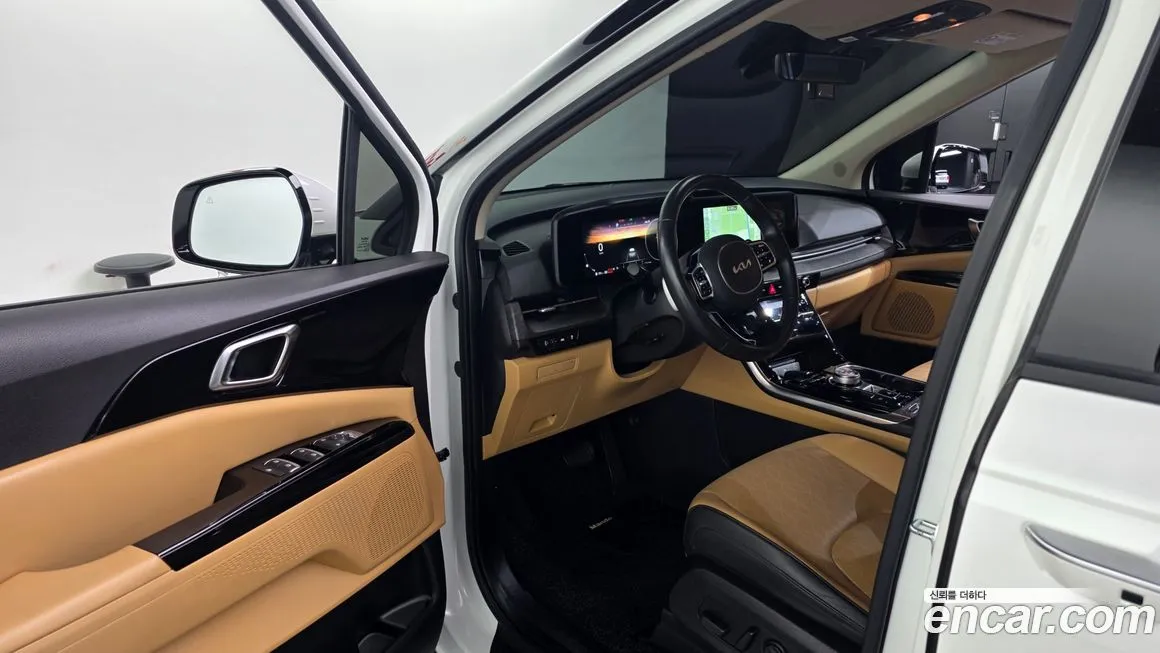 Kia Carnival — фото 2