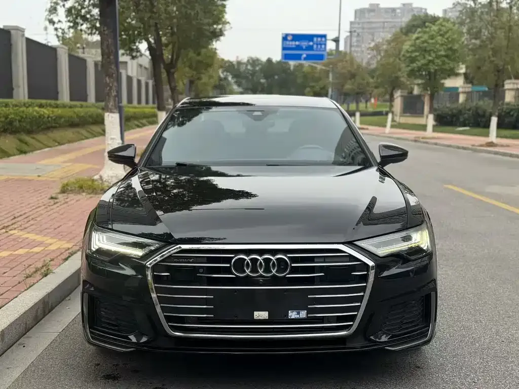 Audi A6L — фото 5