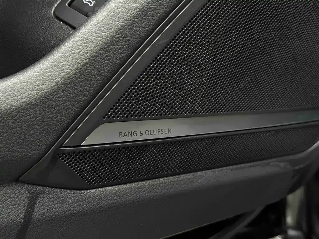 Audi A6L — фото 8