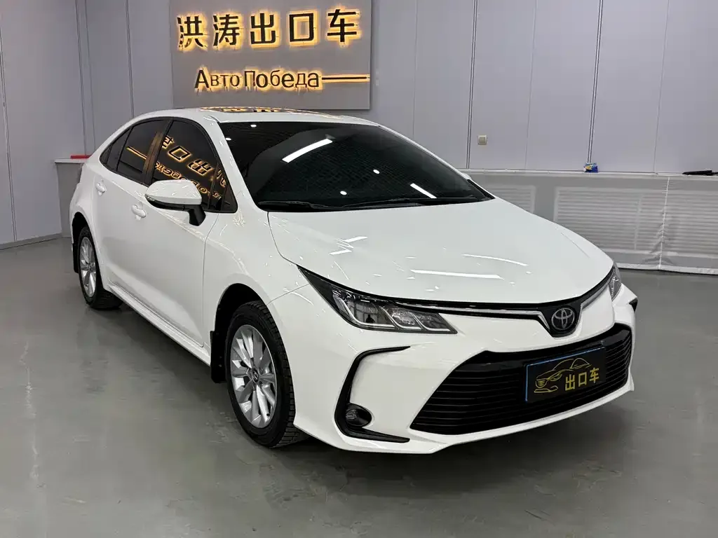 Toyota Corolla — фото 2