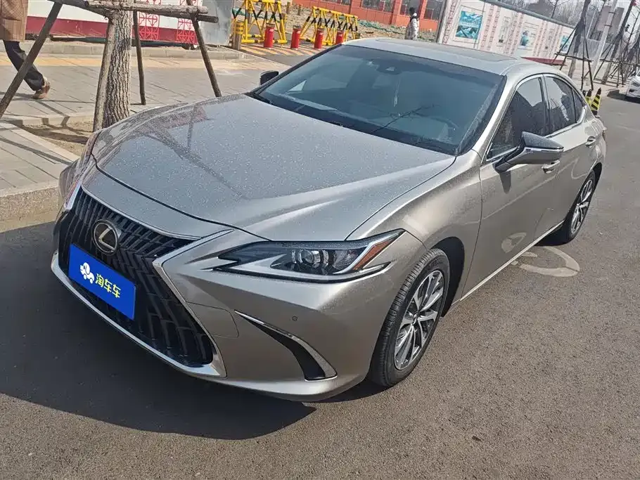 Lexus ES 2023 из CN, фото 1