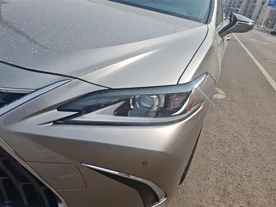 Lexus ES 2023 из CN, фото 3