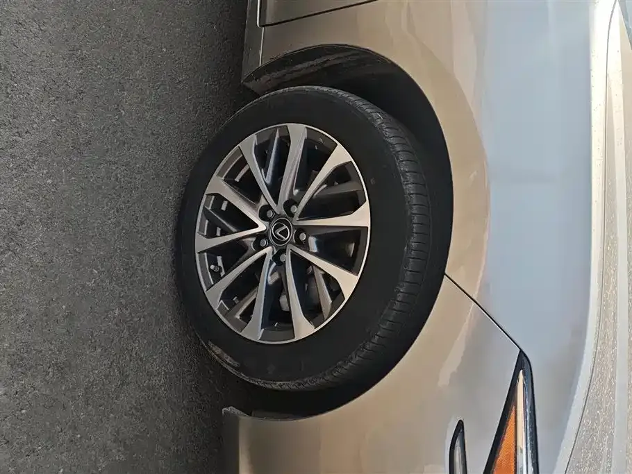 Lexus ES 2023 из CN, фото 5