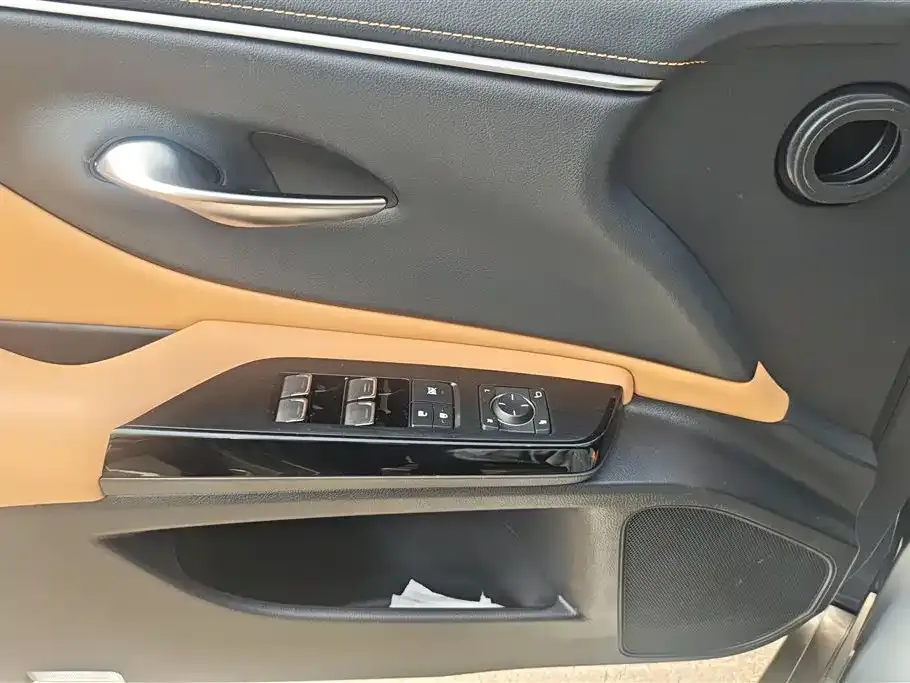 Lexus ES 2023 из CN, фото 10