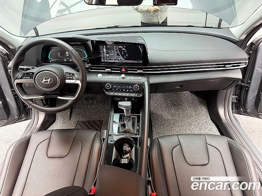Hyundai AVANTE — фото 4