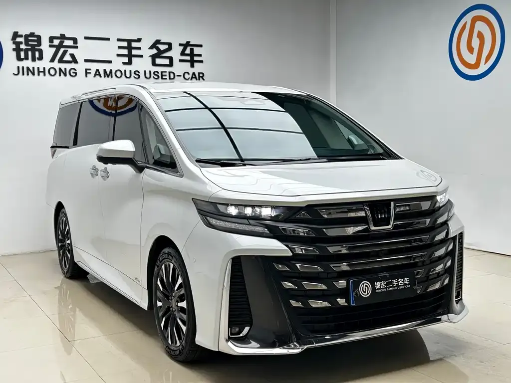 Toyota Vellfire — фото 6