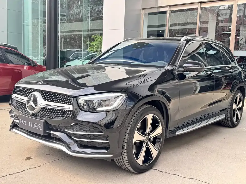 Mercedes-Benz GLC — фото 1