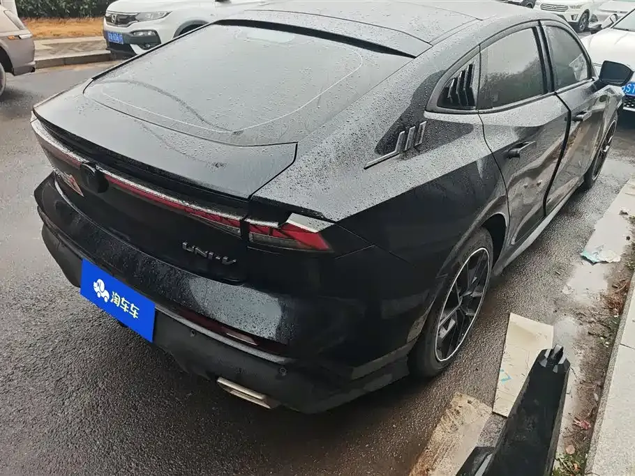 Changan UNI-V 2024 из CN, фото 8