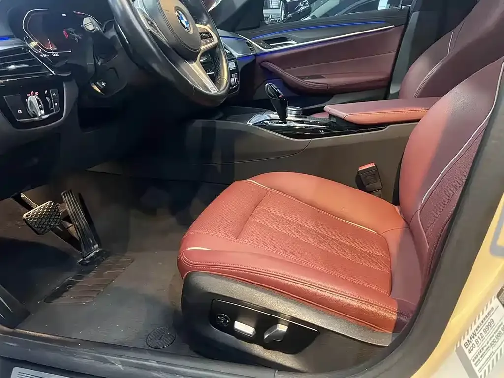 BMW 5 Series — фото 10