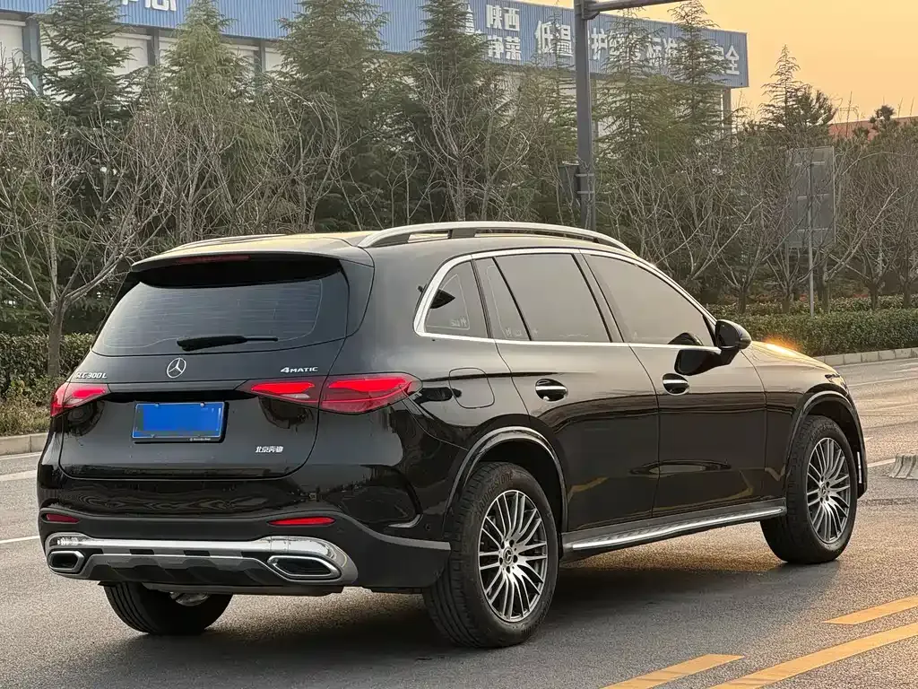 Mercedes-Benz GLC — фото 8