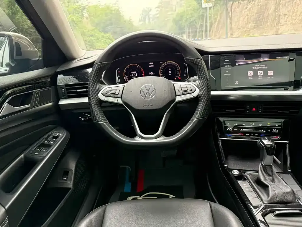 Volkswagen Passat — фото 8