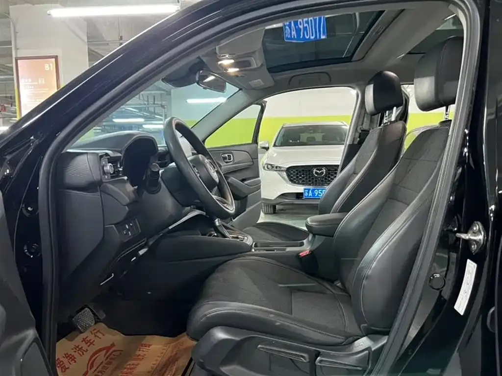 Honda Vezel 2023 из CN, фото 8