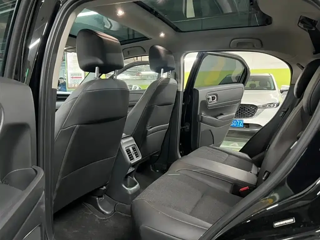 Honda Vezel 2023 из CN, фото 4