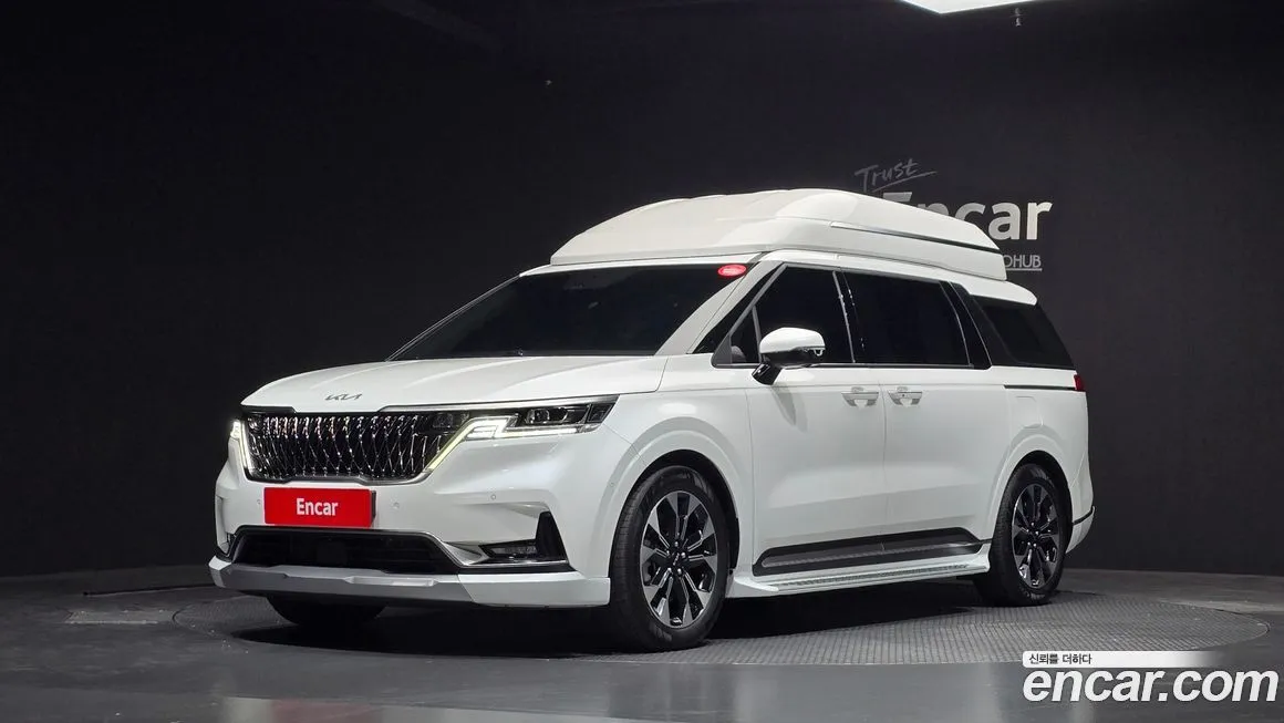 Kia Carnival — фото 1