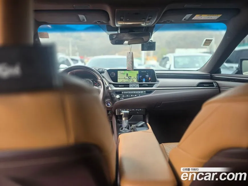 Lexus ES 2021 из KR, фото 3