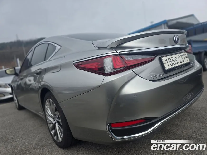 Lexus ES 2021 из KR, фото 10