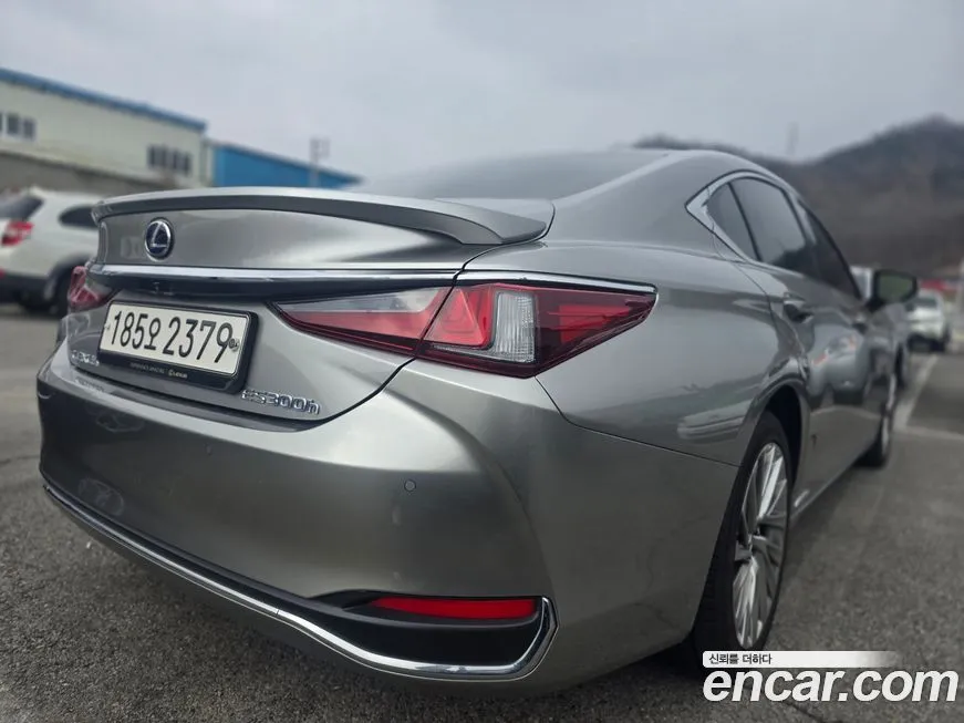 Lexus ES 2021 из KR, фото 5