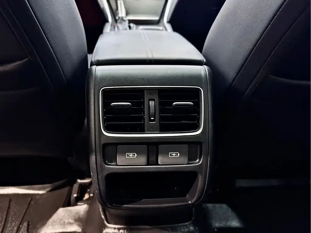Honda Accord — фото 4