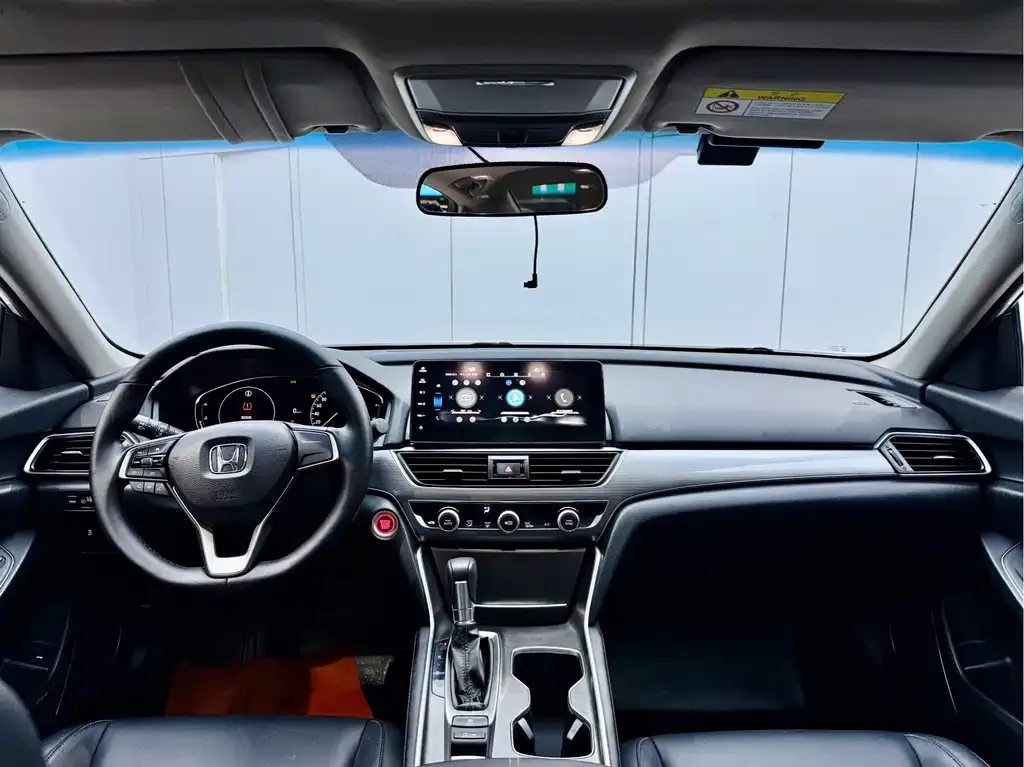 Honda Accord — фото 5