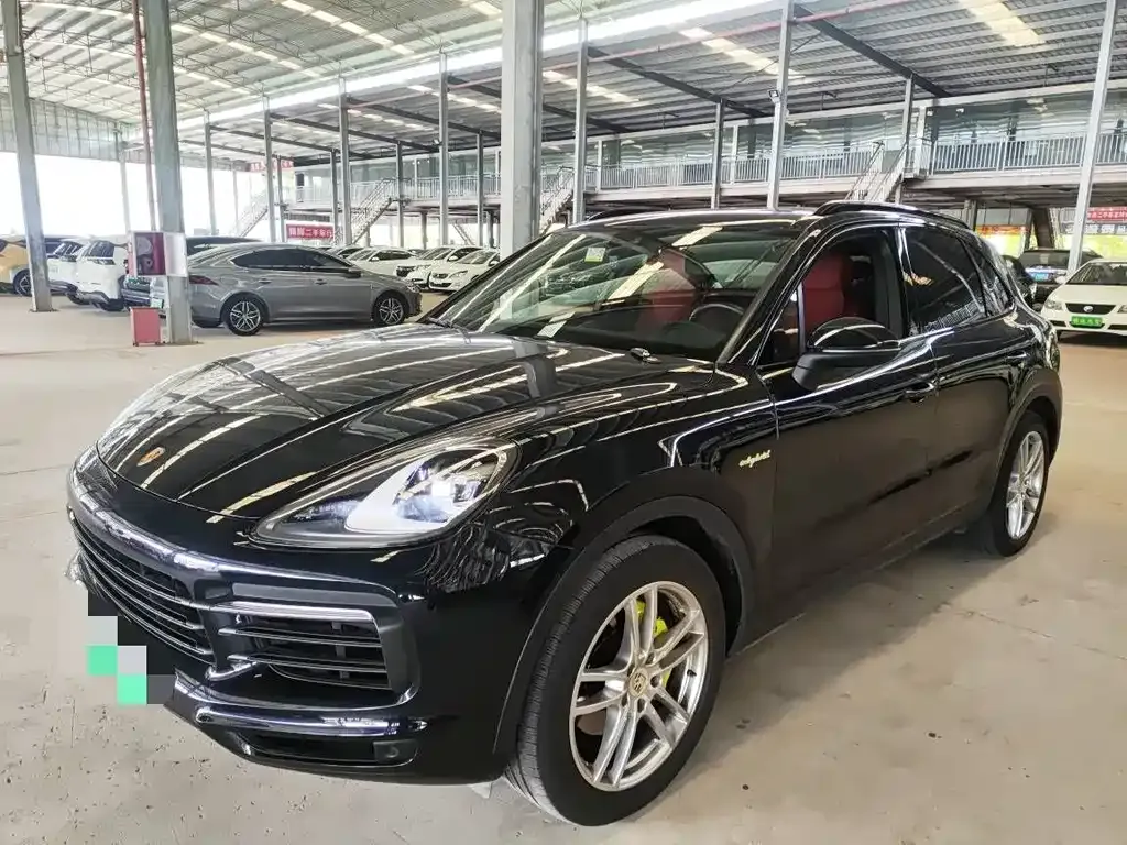 Porsche Cayenne Hybrid — фото 1