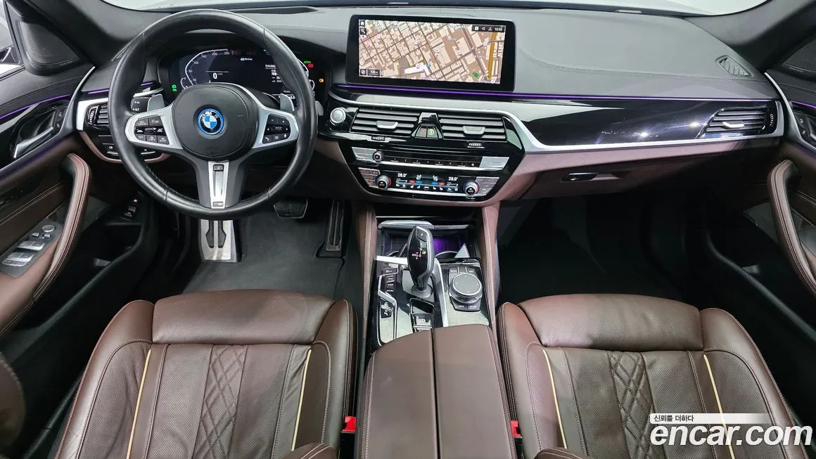 BMW 5-Series — фото 10