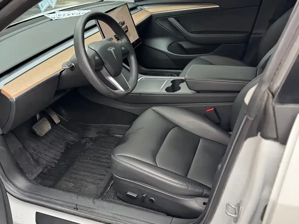 Tesla Model 3 2022 из CN, фото 2