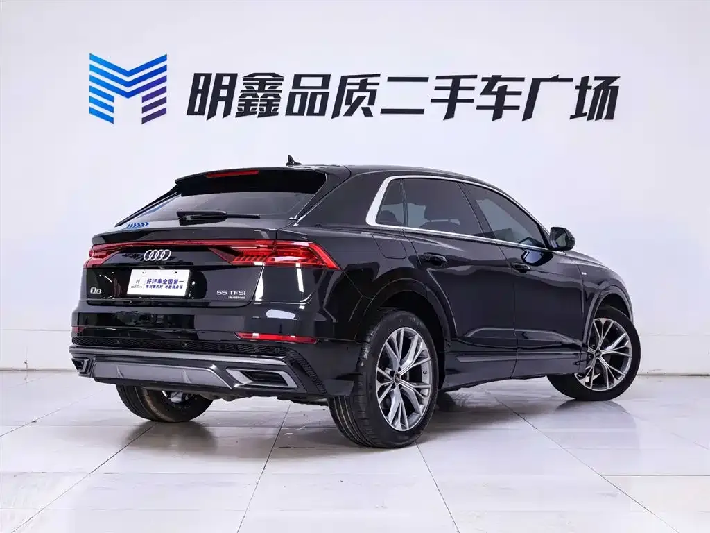 Audi Q8 — фото 4