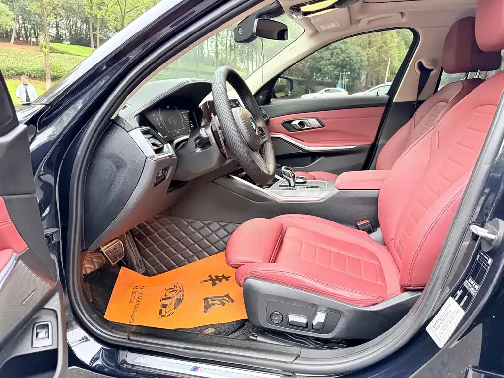 BMW 3 Series 2021 из CN, фото 8