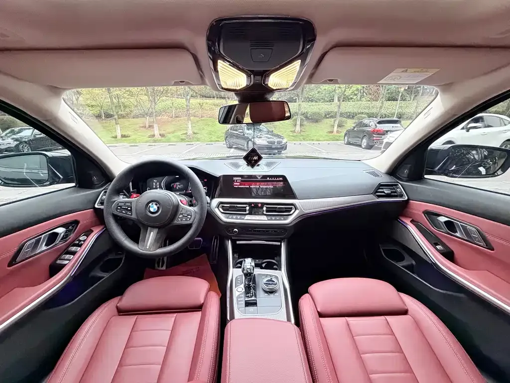 BMW 3 Series 2021 из CN, фото 2