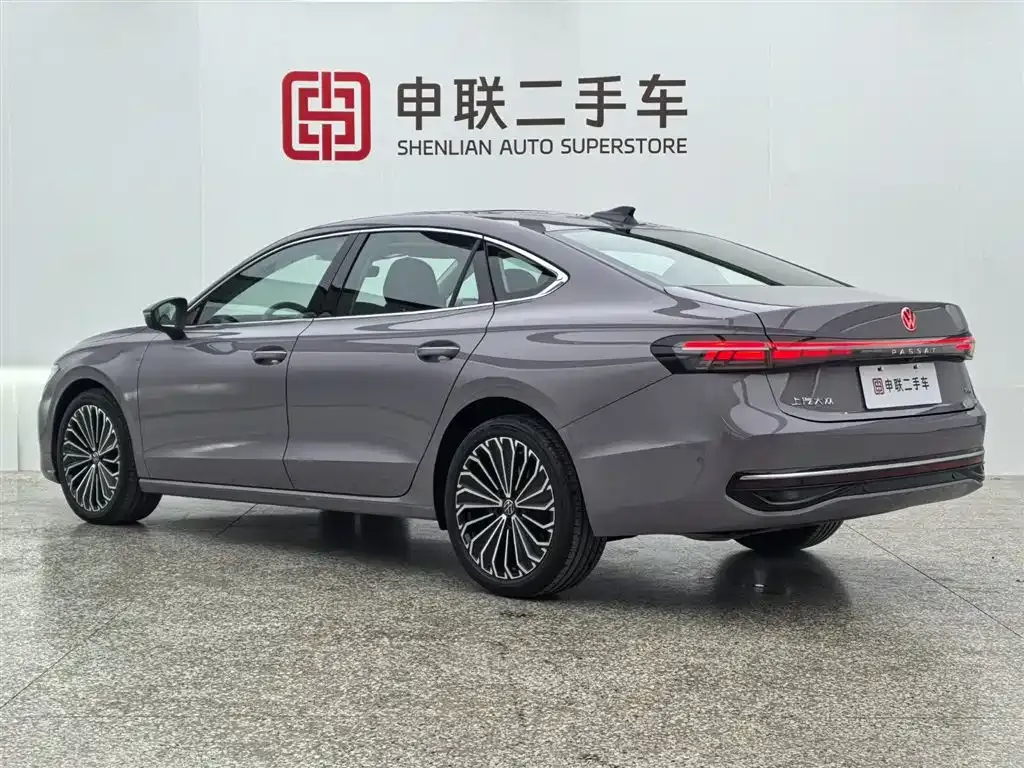 Volkswagen Passat — фото 4