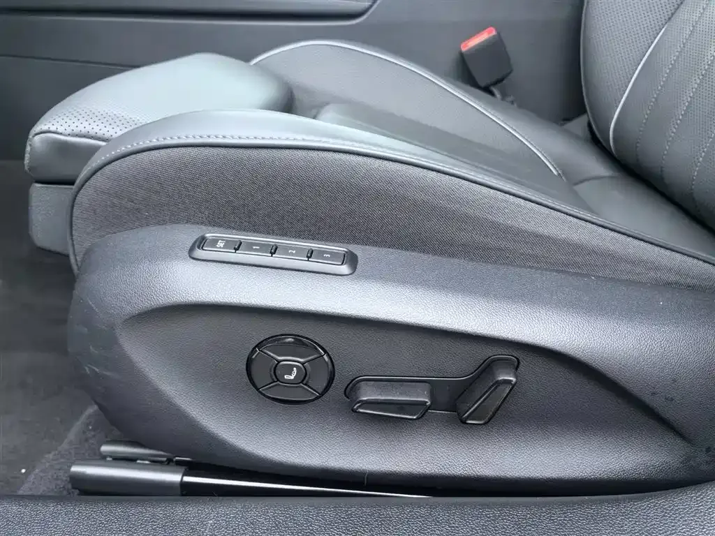 Volkswagen Passat — фото 10