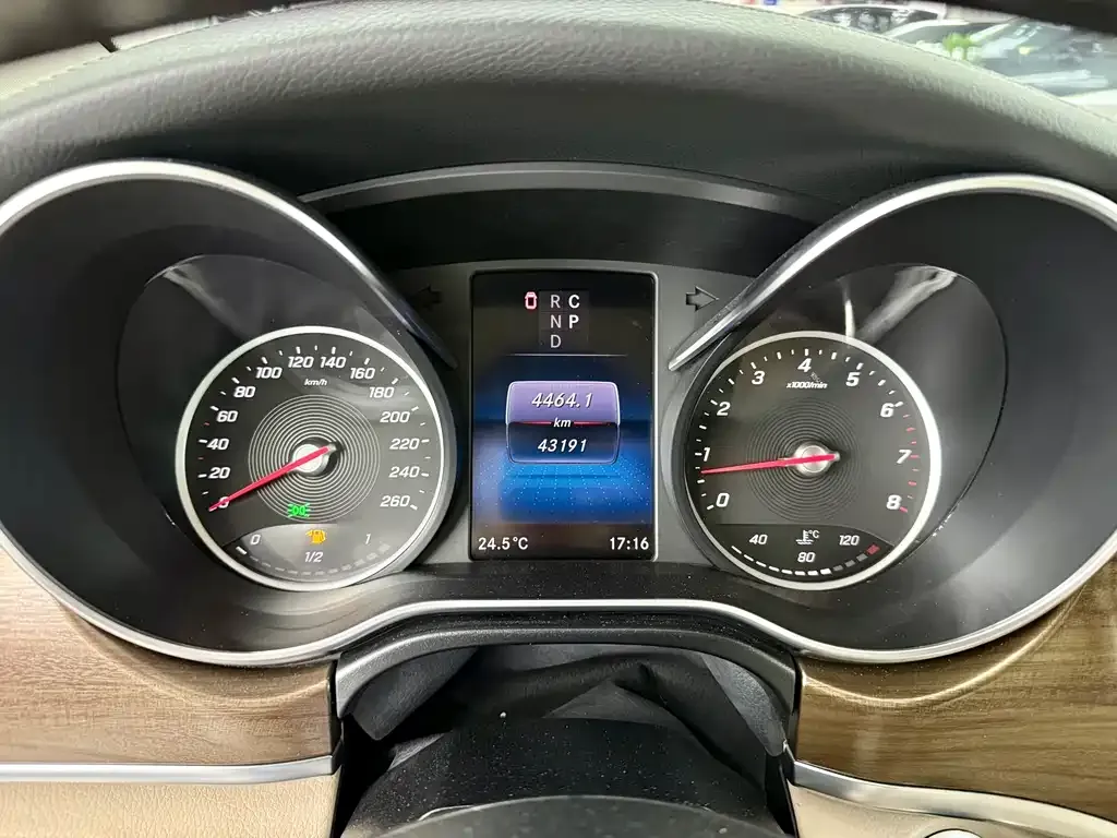 Mercedes-Benz V-Class 2021 из CN, фото 7