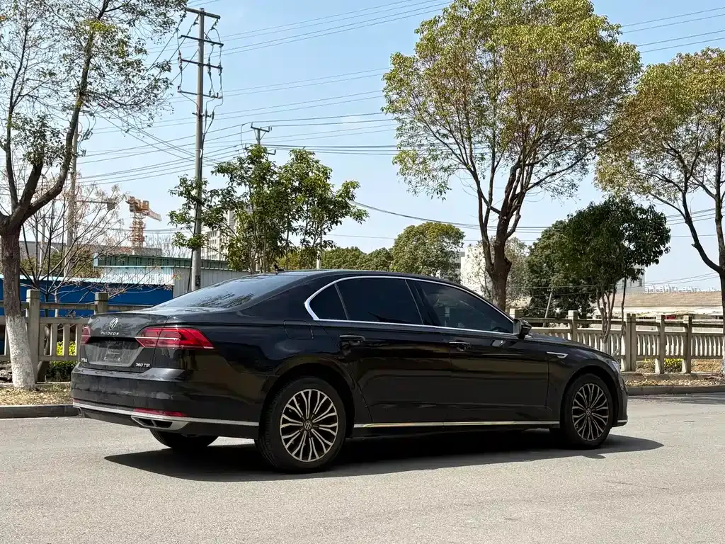 Volkswagen Phideon 2021 из CN, фото 5