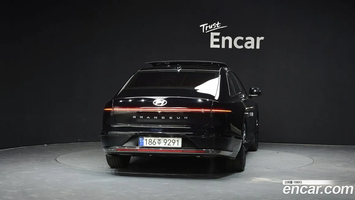 Hyundai Grandeur 2023 из KR, фото 7