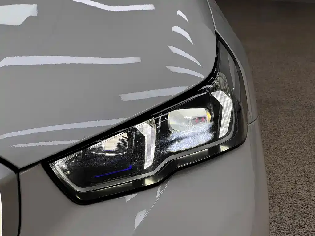 BMW 5 Series — фото 2