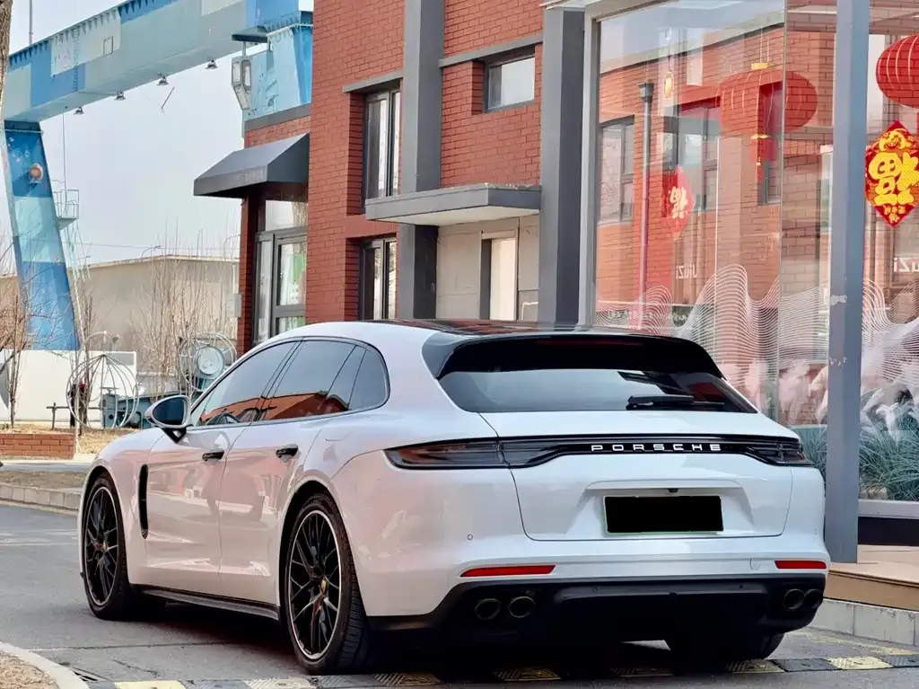 Porsche Panamera Hybrid 2022 из CN, фото 6