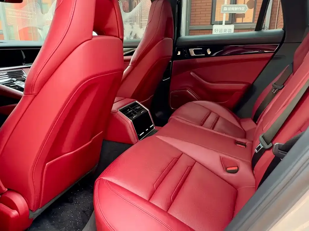 Porsche Panamera Hybrid 2022 из CN, фото 4